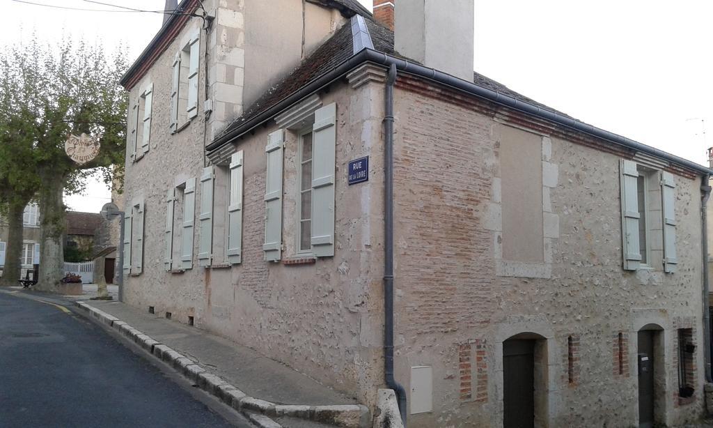 Ousson-sur-Loire La Chaumiere Bed & Breakfast エクステリア 写真